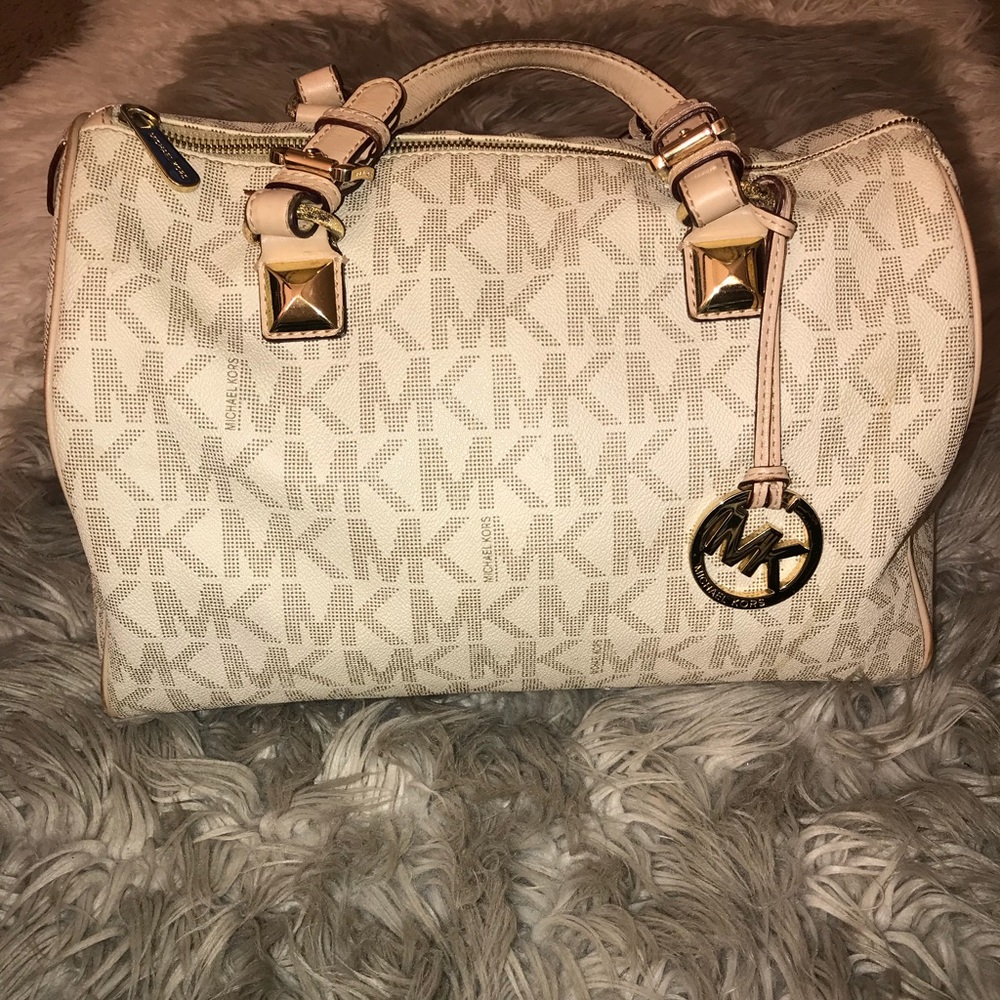 Authentic large MK logo Grayson satchel